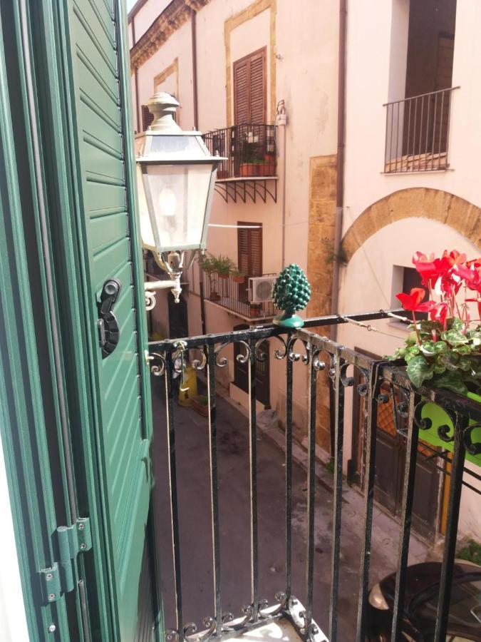 Casa Vacanza Sole Di Sicilia Палермо Екстер'єр фото